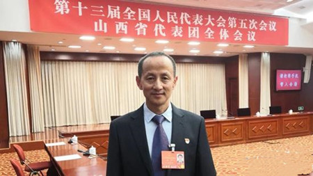 全國(guó)人大代表馮冰：建議推動(dòng)“城鄉(xiāng)公交一體化”建設(shè)，實(shí)現(xiàn)城市公交、城際公交和城鄉(xiāng)公交融合發(fā)展(圖1)